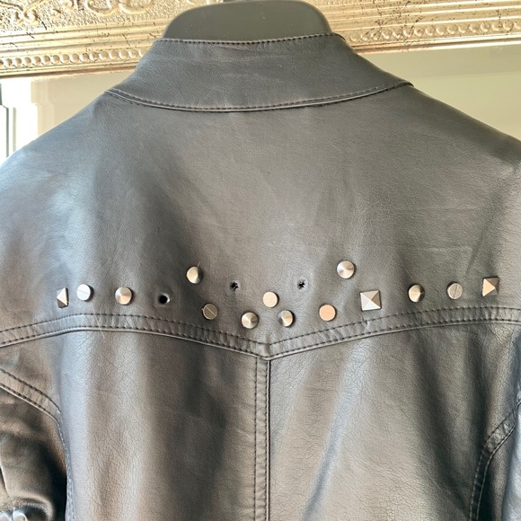 Black leather jacket❤️ - Picture 5 of 8